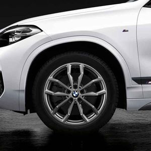 BMW 18 Inch Style 711M Cold Weather Wheel & Tire Set 36110003045